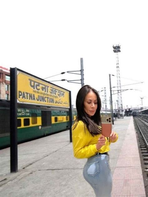 patna station viral video clip|Patna Railway Station News: Porn clip played on。